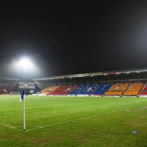 苏格兰足球寒冬（上）：交电费还是买球票？